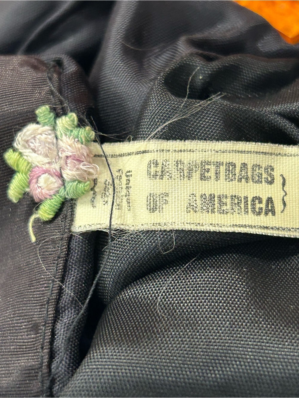 1970’s Carpet Baggers of America for Contempo velvet lucite bag - Picture 10 of 15